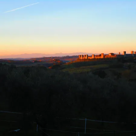 Il Mandorlo Di Apartment Monteriggioni